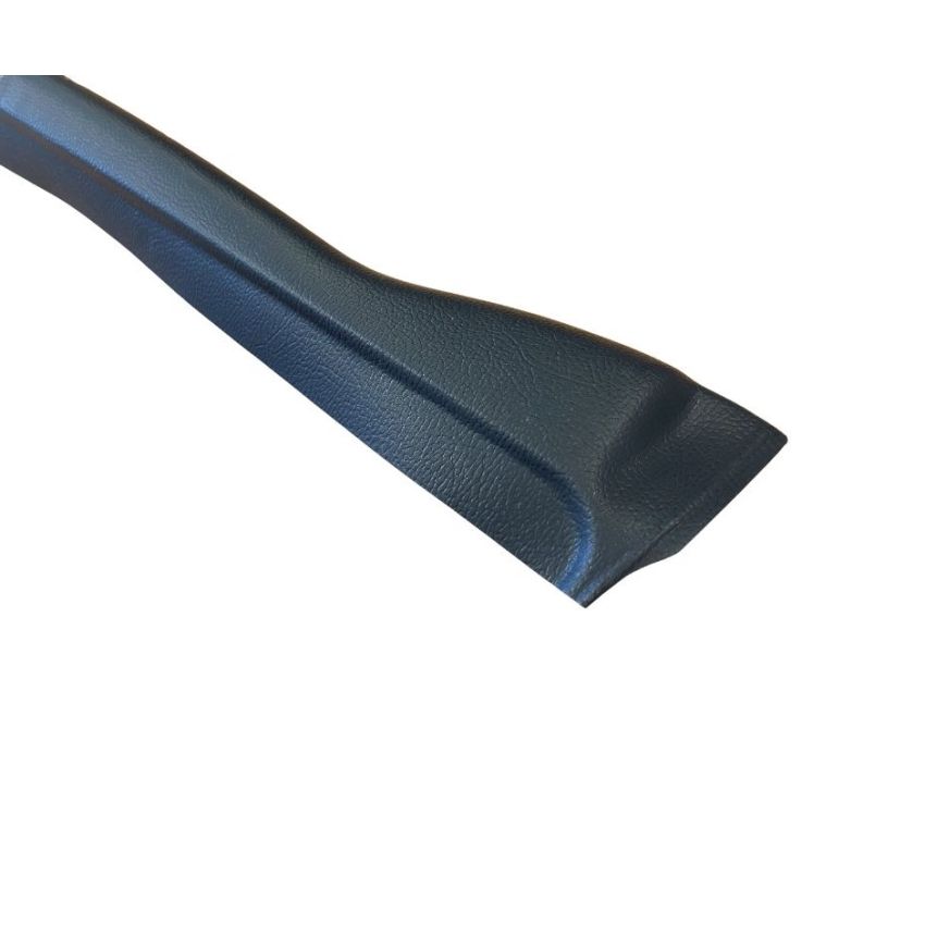 RH TOP DOOR TRIM:  TR6