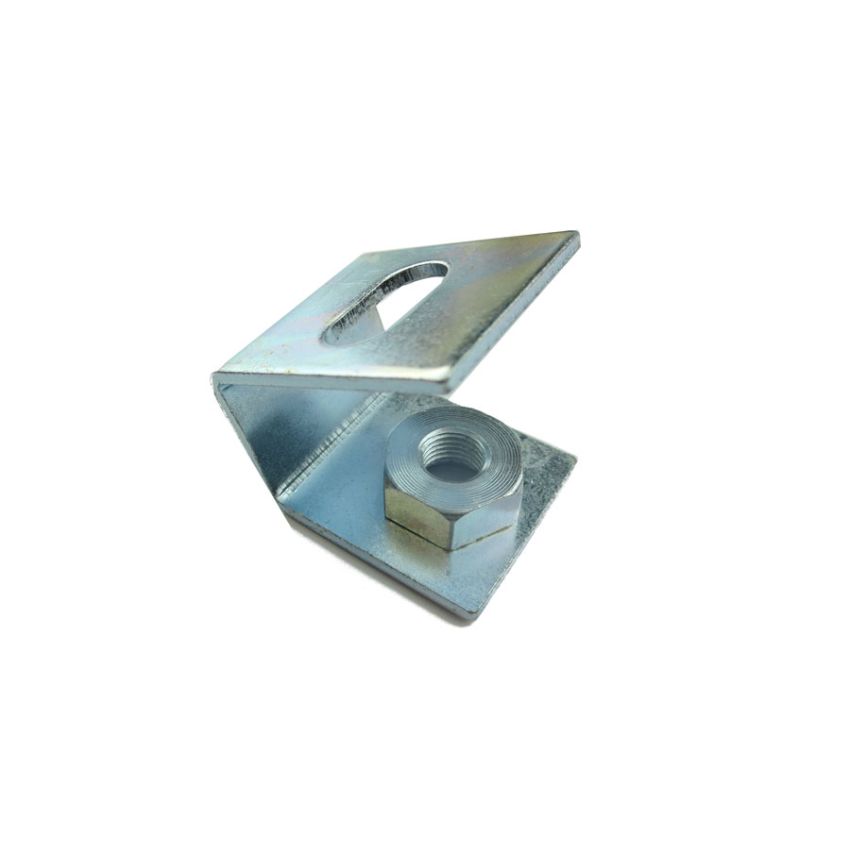 BUMPER CORNER BRACKET FR:  MGB