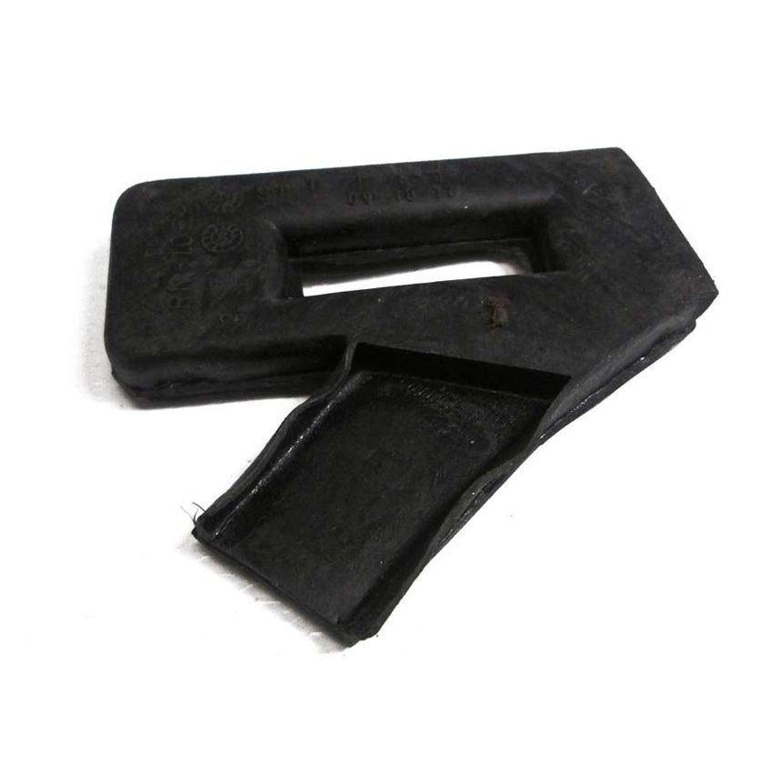 RH SCREEN/BODY SEAL:  MGB, MGC