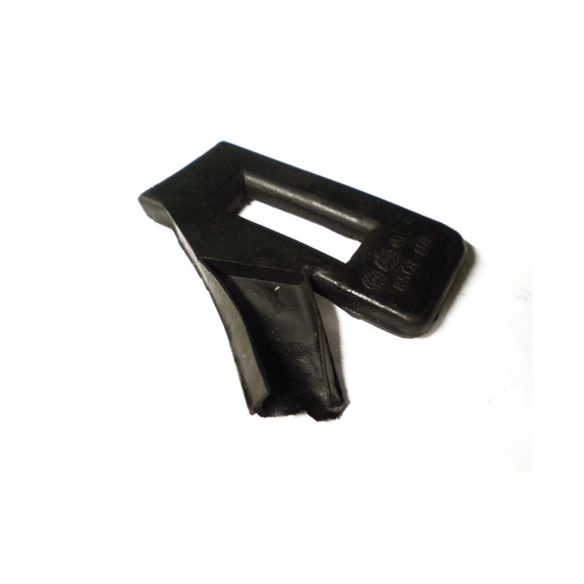 LH SCREEN/BODY SEAL:  MGB, MGC