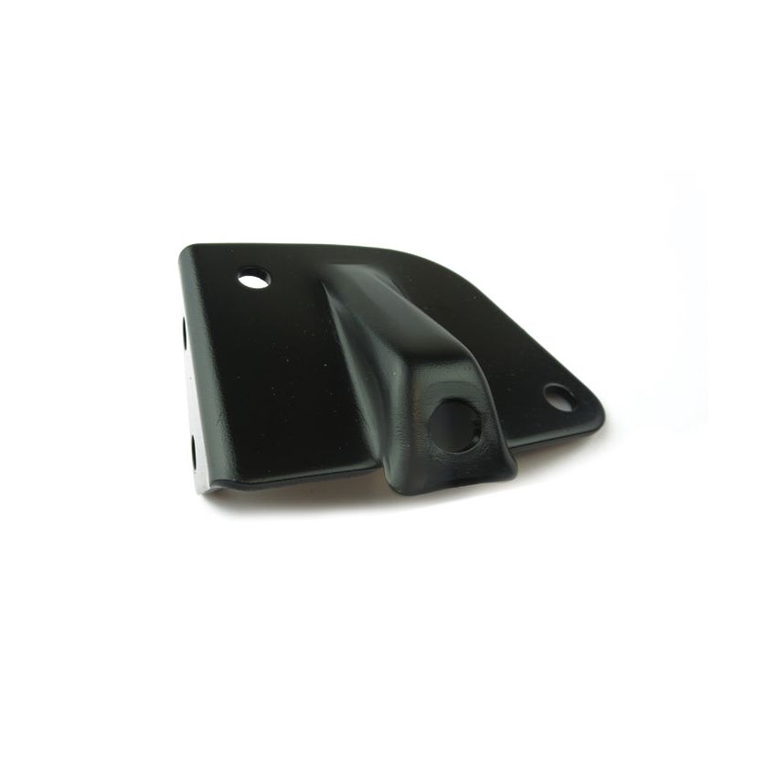 RH ENGINE MOUNTING BRACKET:  MGB 74-80