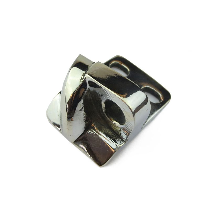 BOOT STRIKER PLATE:  MORRIS MINOR