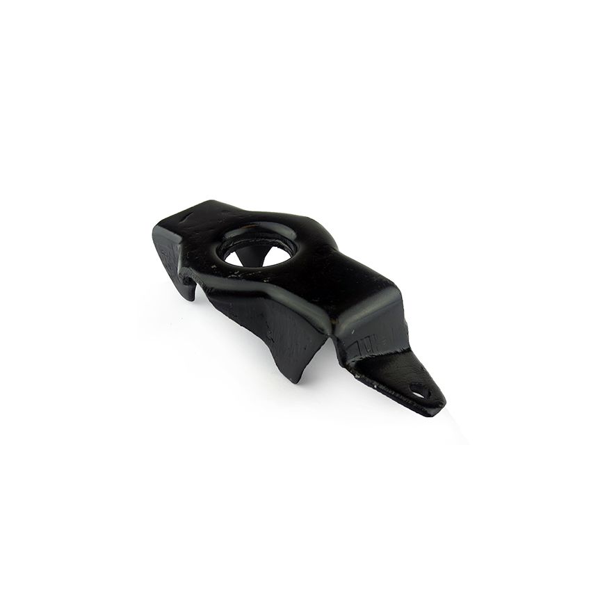 LH AXLE SPRING PLATE:  MM SALOON, CONV, TRAV, COMM