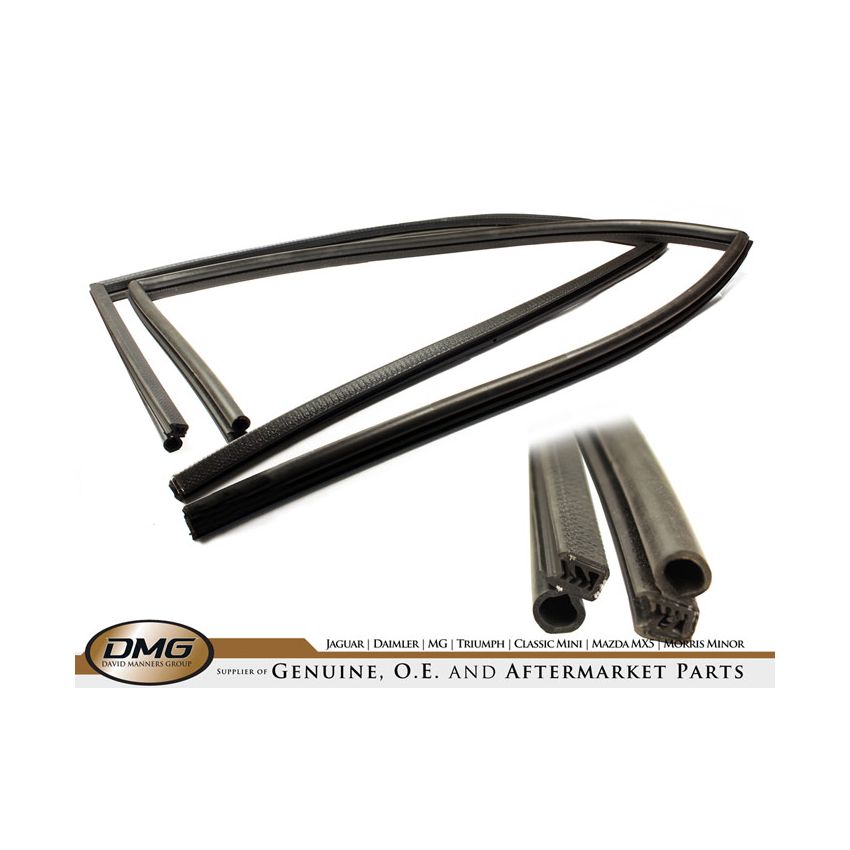 PAIR QTR LIGHT SEALS:  MGB GT