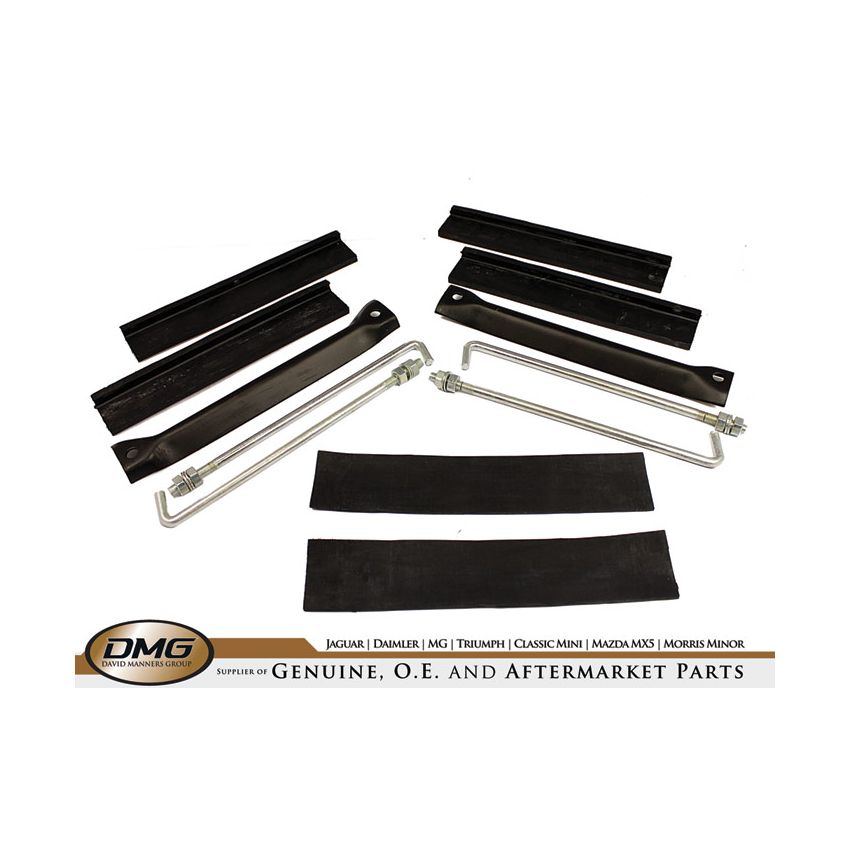 PAIR OF CLAMP KITS:  MGB 62-74