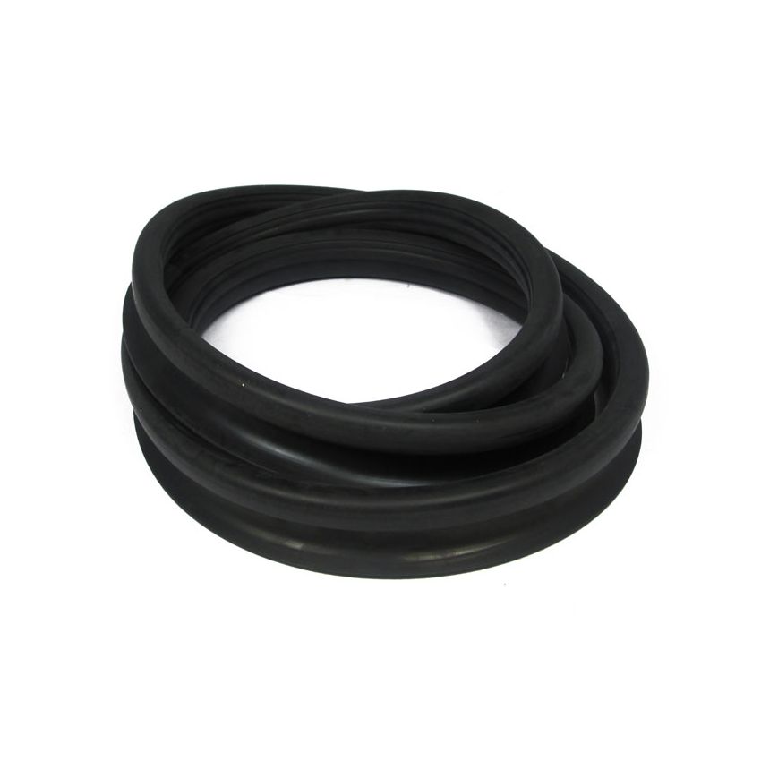 RUBBER REAR LATE: MORRIS MINOR SALOON, CONVERTIBLE