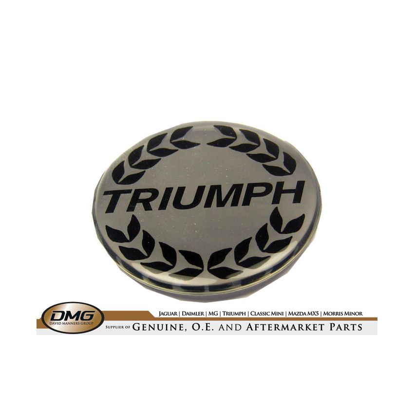HUB CAP BADGE:  TRIUMPH