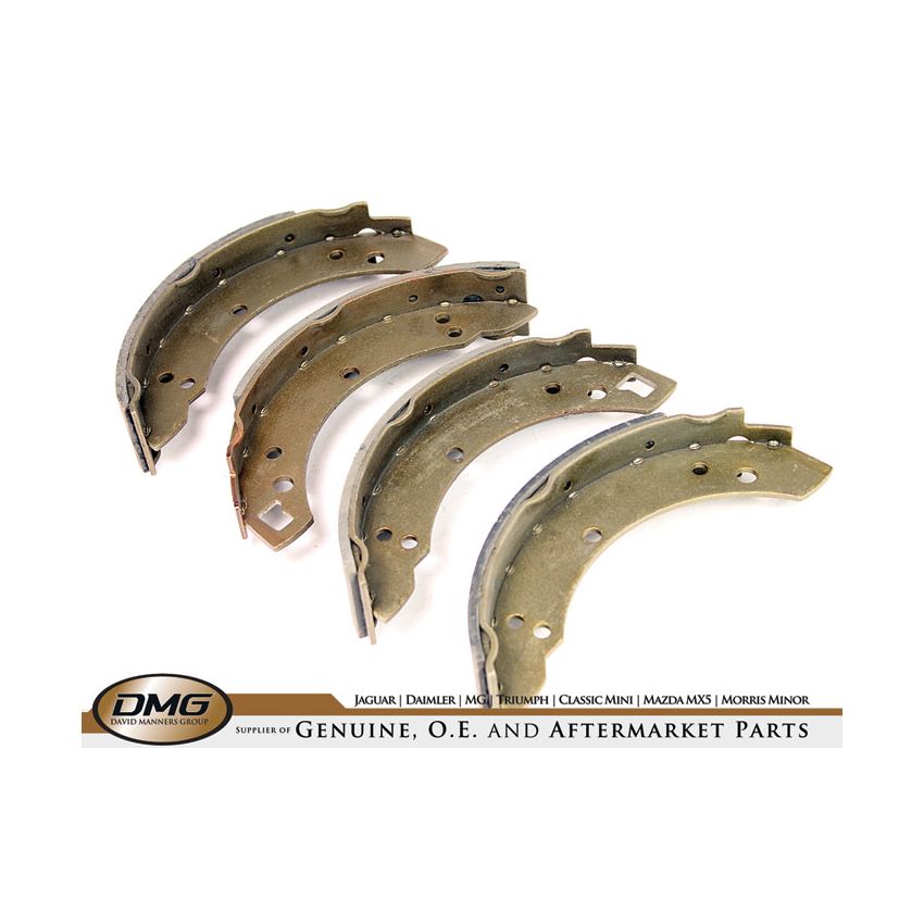 REAR BRAKE SHOES:  DOLOMITE 1500 1800, GT6 MKIII 1500