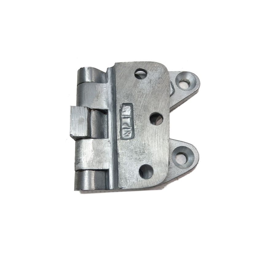 RH LOWER DOOR HINGE:  MM SALOON, CONV, TRAV, COMM