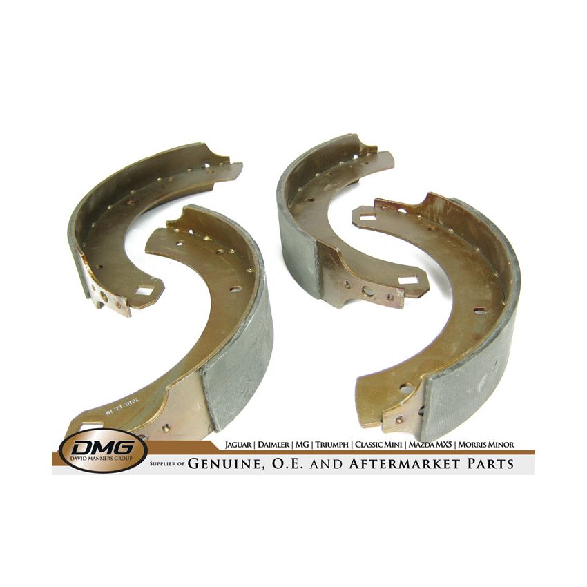 REAR BRAKE SHOE SET:  AH 100-4 100-6 3000