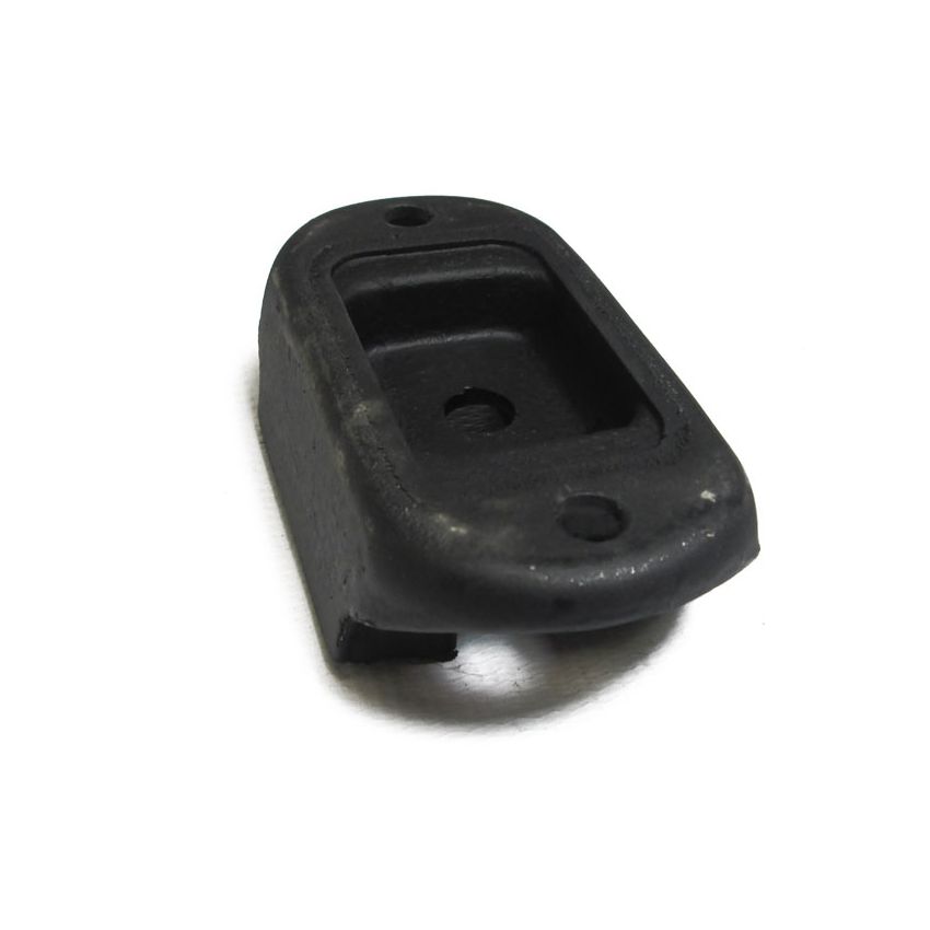 GEARBOX MOUNTING: MORRIS MINOR