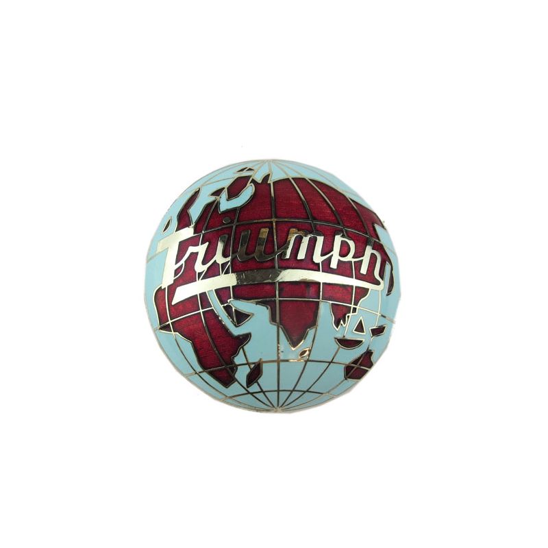 HUB CAP BADGE:  TR2, TR3