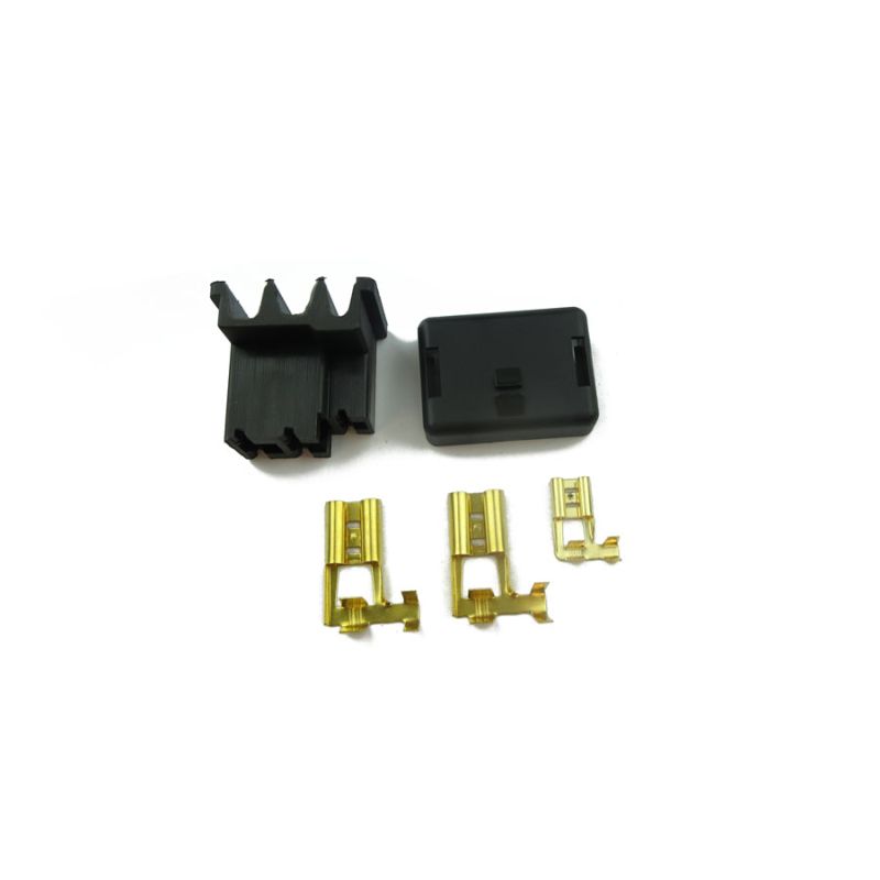LUCAS ALTERNATOR PLUG:  MGB 68> PLUS MULTIPLE APPLICATIONS