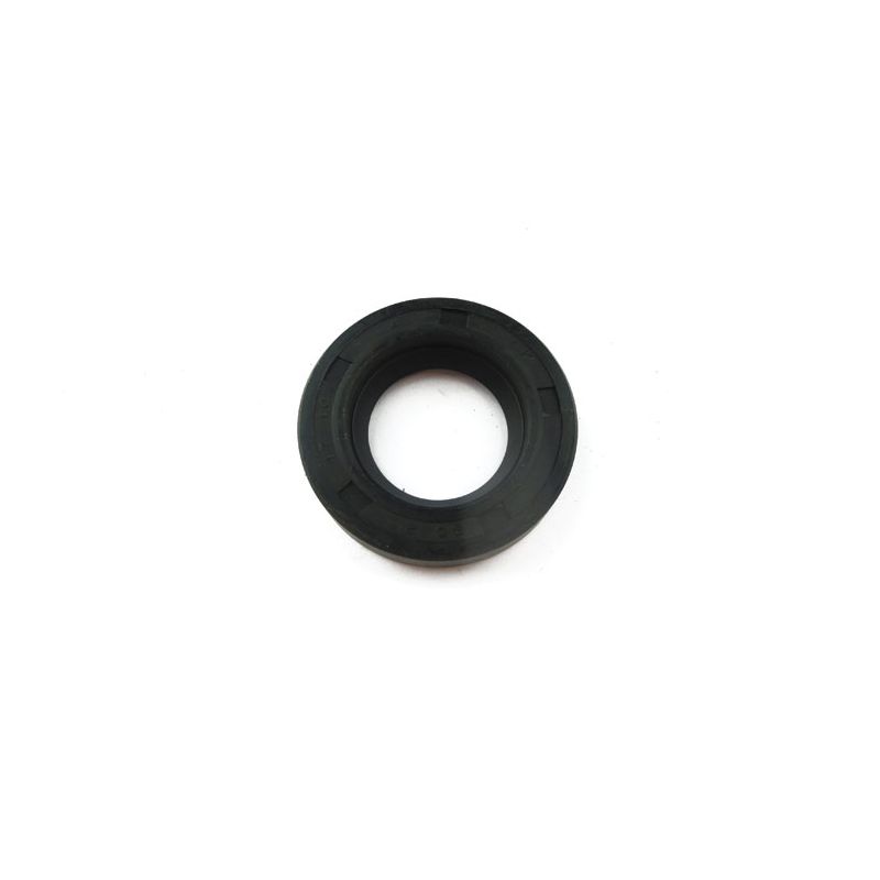 REAR HUB SEAL:  TR7, DOLOMITE