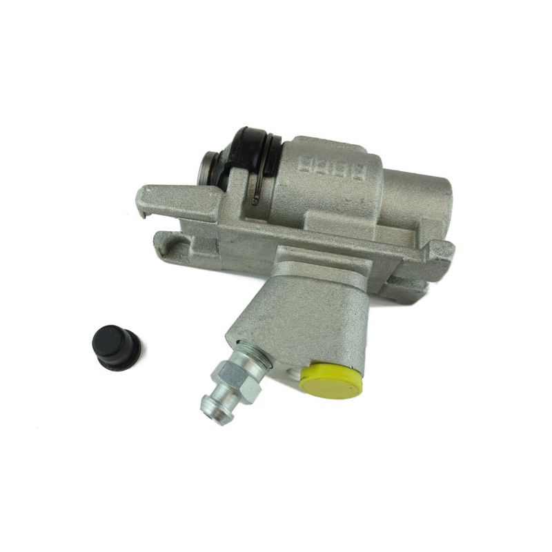 REAR WHEEL CYLINDER:  MGC, LOTUS ECLAT