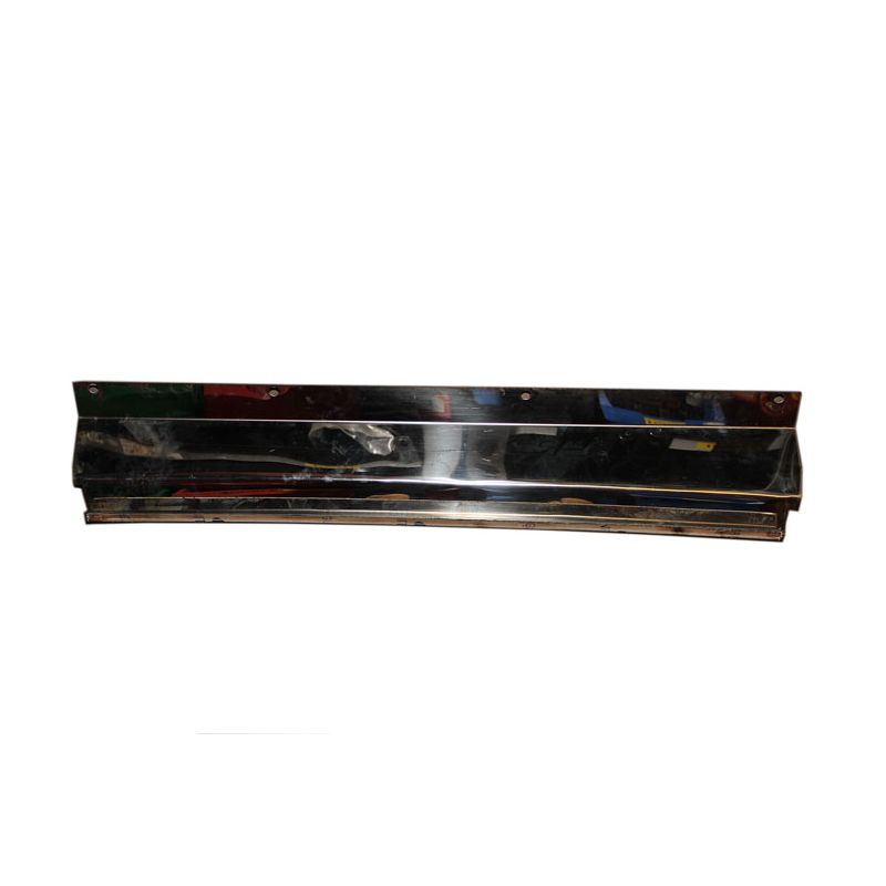 RH FRONT KICK PLATE 4-DOOR (S/STEEL):  MORRIS MINOR