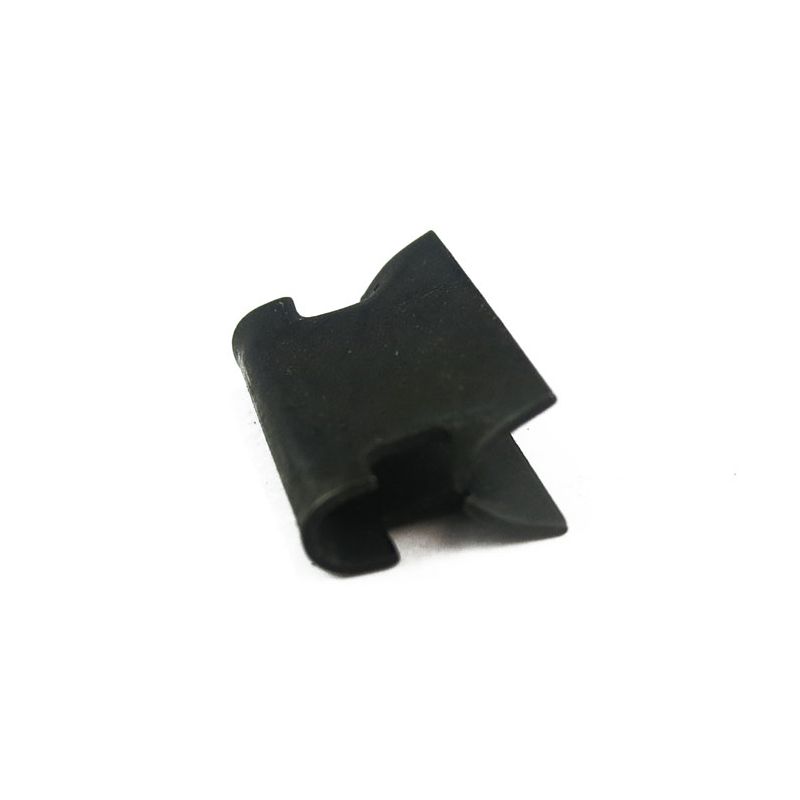 CASING CLIPS:  MM SALOON, CONV, TRAV, COMM